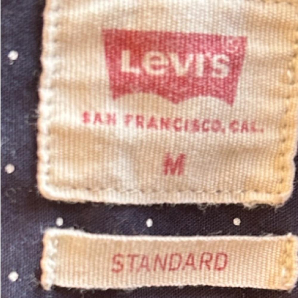 Vtg Men’s Levi’s Navy Polka Dot Button Down Cotton Shirt Standard Fit Unisex - Picture 11 of 12